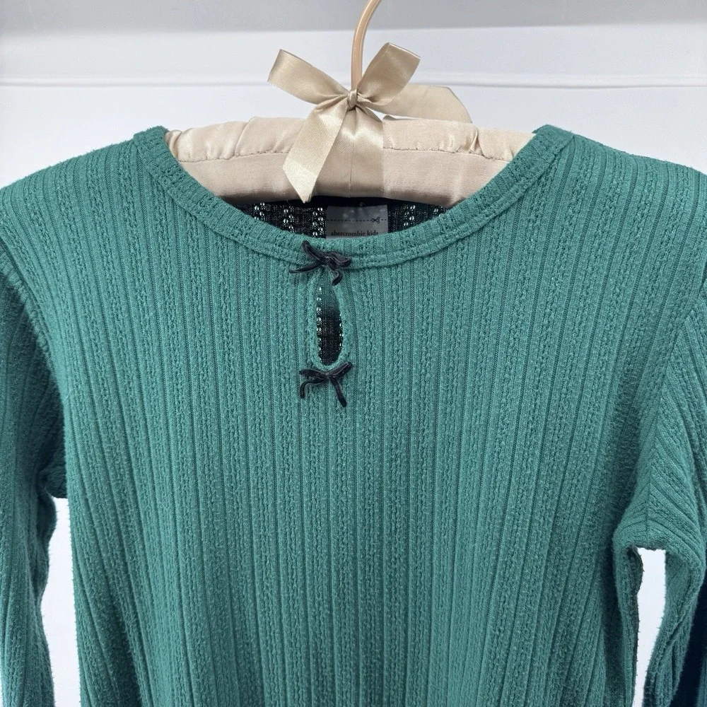 Lot of 2 Girls XL 14/16 Holiday Rib Knit Tops SO Abercrombie Kids Red Green